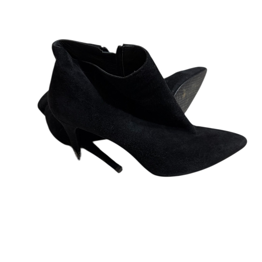 Stuart Weitzman Fur Black Heeled Boots - Picture 2 of 8